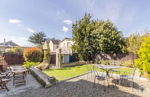 Pontorson House | 145 m² Gîte ∙ 5 bedrooms ∙ 10 guests