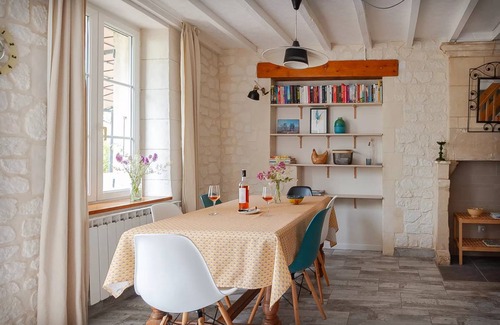Chenac-Saint-Seurin-d'Uzet House | 96 m² House ∙ 3 bedrooms ∙ 6 guests