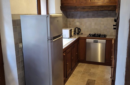 Rosnay Cottage | Charming Cottage in Heart of La Brenne - 3BR, Fishing Pond, Wi-Fi, Pet-Friendly, All-Inclusive Rates