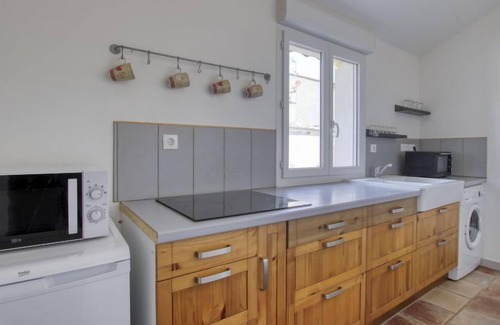 Le Beausset Apartment | La Mirapelle 2 by Interhome