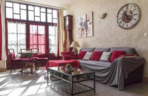 Saint-Bonnet-de-Rochefort Cottage | 95 m² Cabin ∙ 2 bedrooms ∙ 5 guests
