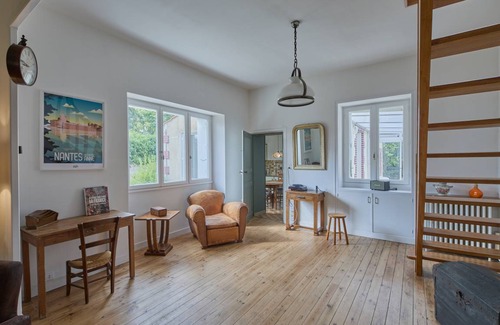 Saint-Julien-de-Concelles House | 130 m² House ∙ 3 bedrooms ∙ 9 guests