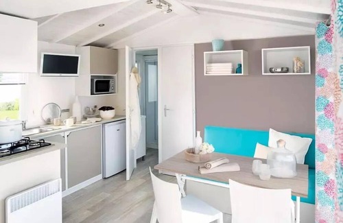 Saint-Martin-Lars-en-Sainte-Hermine House | Naturist campsite Le Colombier* - Comfort mobile home L'Autize 3 Rooms 4 People