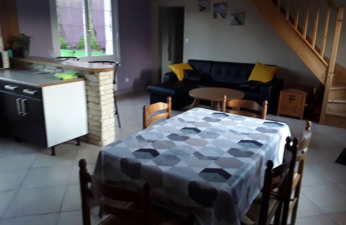 Saint-Quentin-Lamotte-Croix-au-Bailly House | Gîte à la ferme - Baie de Somme