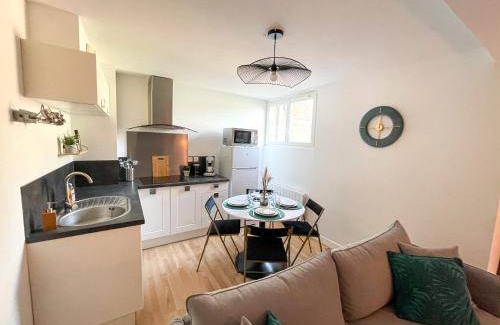 Sainte-Anne - Faubourg Noyon Apartment | 45 m² Apartment ∙ 2 bedrooms ∙ 4 guests