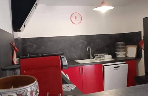 Pinarellu Apartment | Appartement T3 en Rez-de-jardin Dans son Écrin de Verdure