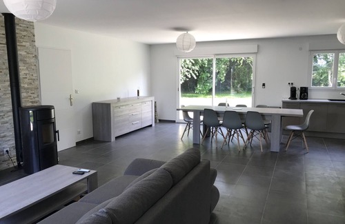 Sainte-Marie-du-Lac-Nuisement House | Maison Neuve Avec Garage 200m du Der 6 Couchages