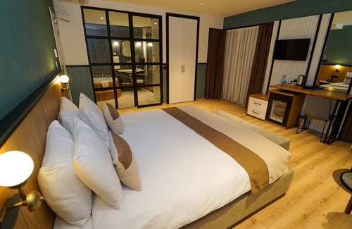 Tophane Hotel | Fragments Hotel
