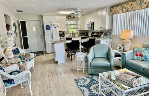 Key Colony Beach House | Fran's Place on the Water - Sept 27-Oct 4 and Oct 11-18 2025 Available