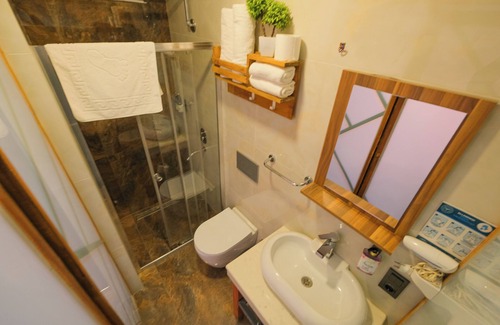Amasra Hotel | Frau Guler