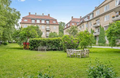 Frogner Apartment | Frederik Stang's Garden