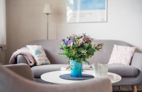 Gudhjem Apartment | Frederiksø unsere Ferienwohnung mit Seeterrasse