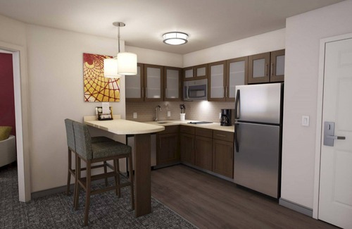 Lafayette Condo | Free Breakfast Buffet. Pool. Only 5 Miles from Purdue University!