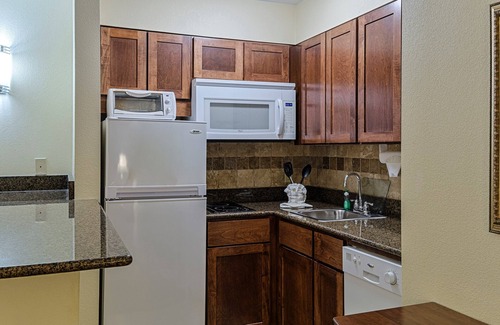 Harrisburg - Hershey Condo | Free Breakfast. Indoor Pool. Gym. Near Hersheypark!
