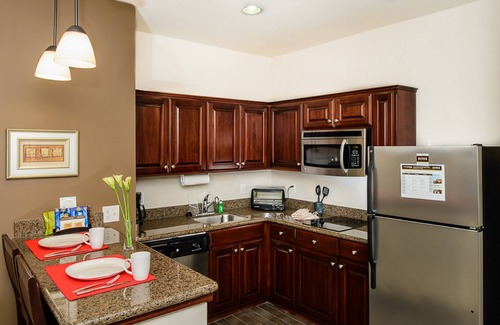 Webster Condo | Free Breakfast + Outdoor Pool + Hot Tub | Modern Suite