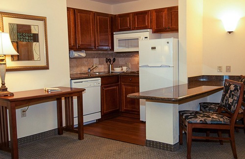 Greenwich Condo | Free Breakfast. Outdoor Pool. Near Koch Industries & Boeing Offices