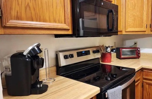 Davis House | Free Firewood, Mt Views, Skiing, Heated Pool