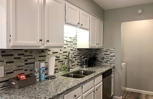 Frisco House | Free high speed internet/hulu/parking fully renovated/nice/cozy FULL DUPLEX