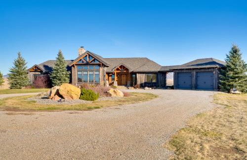 Belt House | Free Spirit Ranch with Hot Tub and Mountain Views