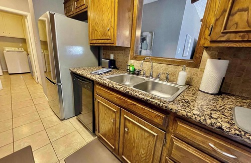 Lubbock House | Fremont House - 3BR/2BA - Family Friendly