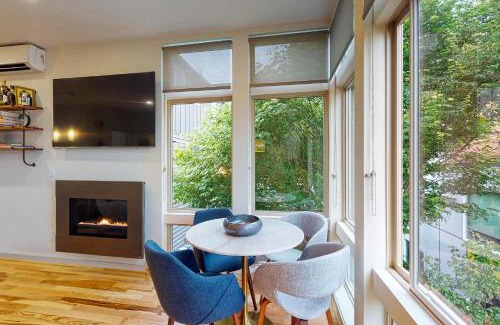 Fremont House | Fremont Skyline View