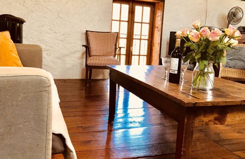 Villefranche-du-Perigord Cottage | French Holiday rental in the Périgord. XVIII th Century stone farmhouse.