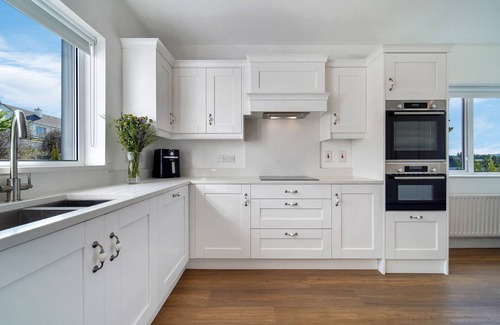 Donegal House | Fresh & Stylish | Ocean View | Donegal Town & Bay