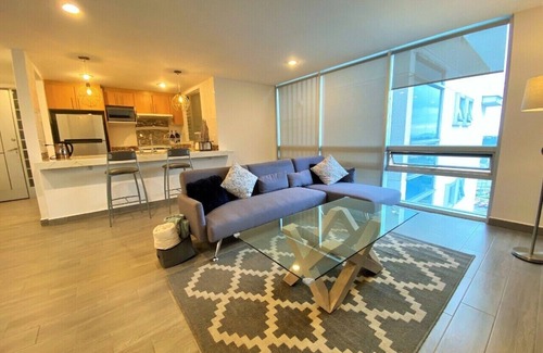 Huixquilucan Apartment | Freshly renovated apartment, walk distance from supermarkets and restaurants