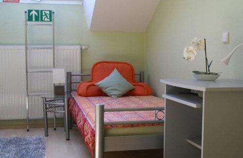 Rondorf Apartment | Freundlich helles Appartment