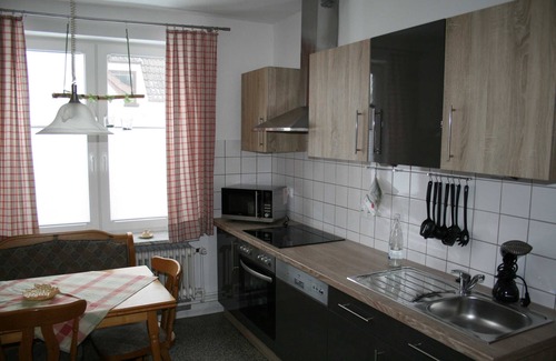 Eggebek House | Frey: Holiday home on two floors with terrace - Ferienhaus Frey