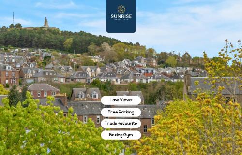 Glenisla Villa | Friary Townhouse - 5 Double Bedrooms, 4 Bathrooms, GYM, GAMES, GARDEN, Fully Equipped, Free Parking, Central Location, Contractors and Trades People Favourite, INVOICE and REDUCED PRICE only via SUNRISE SHORT LETS Dundee