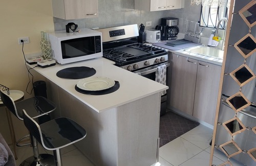 Portmore House | Friendly gated community comfort home