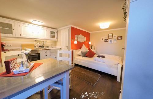 Dersdorf Apartment | Friendly Home - Doppelappartement "Vitality" Koeln Bonn Phantasialand