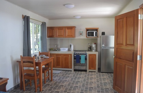 Quebrada La Gamba House | Frith Estate Beachfront Cabin Surfer's Dream!
