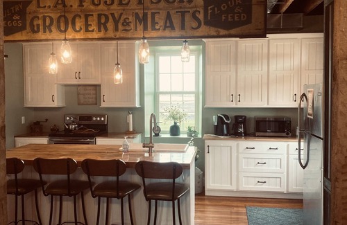 Guttenberg House | Fritz’s Farmhouse. Country getaway.