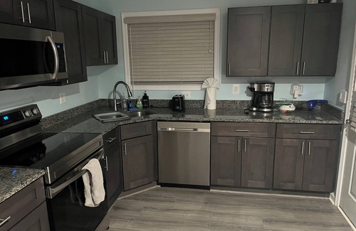 Front Royal House | Front Royal Home w/5 bedroom 4 bath and driveway 15 min to Shenandoah Ntnl Park