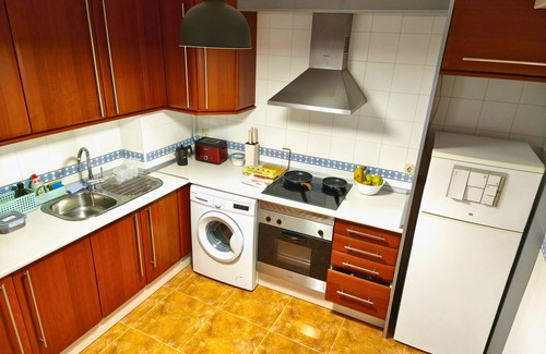 Huerta del Rey Vallellano Apartment | Full apartment in Caballerizas Reales, ideal for couples and families.