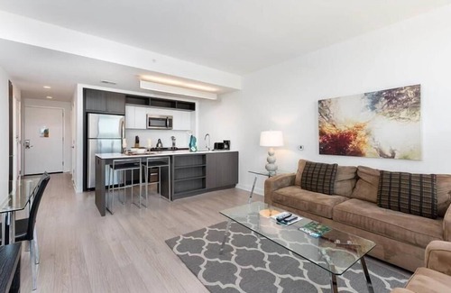 Reston Apartment | Full Kitchen & In-unit Washer/D | Home Depot Close by | Reston