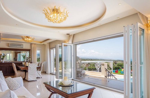 Asteri Villa | Full Privacy, 100m2 Outdoor Pool, Indoor heated Pool, Sea View!