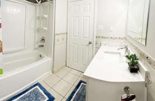 Woodbine Gardens Apartment | Full Privacy house with Free parkings