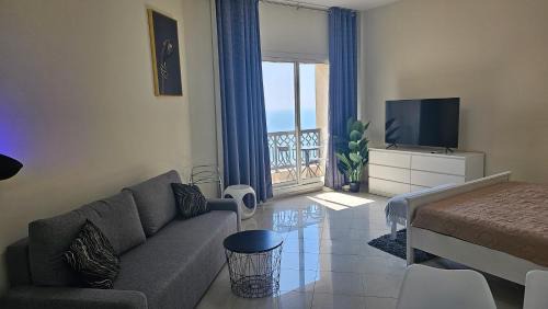 Bab Al Bahr Apartment | Full Sea view studio