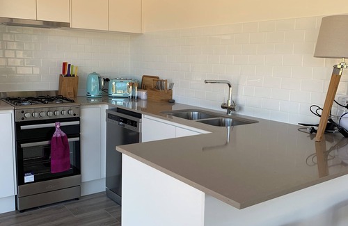 Boat Harbour Cottage | Fully Accessible 2 bed Farm Stay