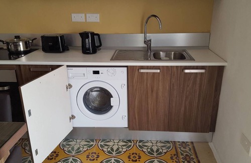Zejtun House | Fully Air-conditioned Traditional Maltese House