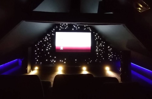 Inzinzac-Lochrist House | Fully equipped house! With CINEMA ROOM!!!