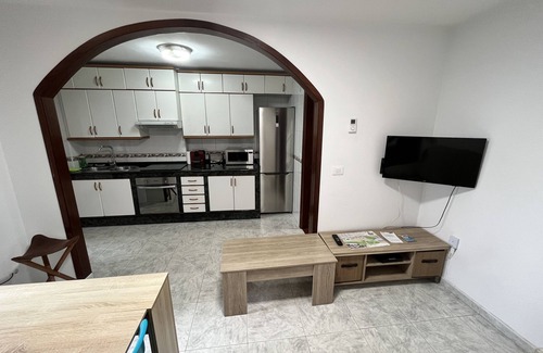 Padron Apartment | Fully equipped and quiet apartment 400 meters from the center of Padrón.n