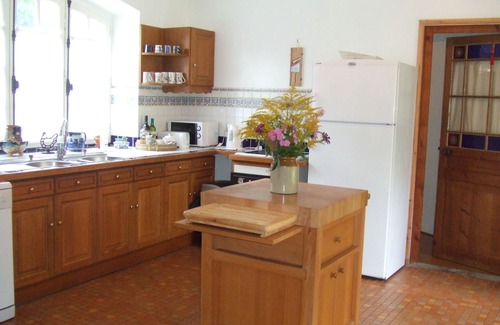 Argoules House | Fully Equipped Farmhouse, downstairs bedroom and bathroom, nSat to Sat