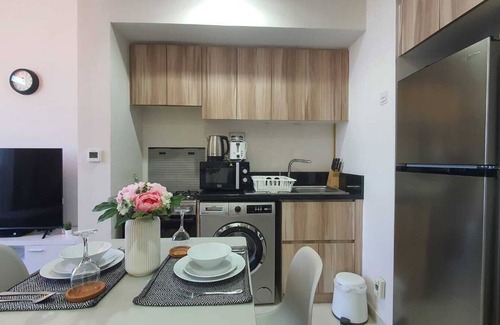 Dubai Sports City Apartment | Fully-furnished 1 Bedroom Apartment