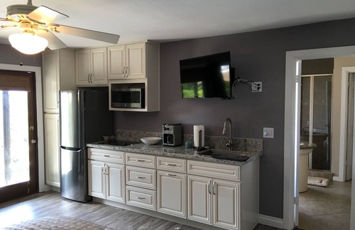 Mira Costa Apartment | Fully Furnished Beautiful Studio for your vacation.
