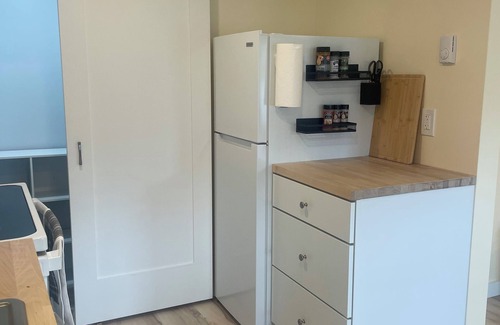 Florence Apartment | Fully furnished studio apartment in Pittsford, small dog approved