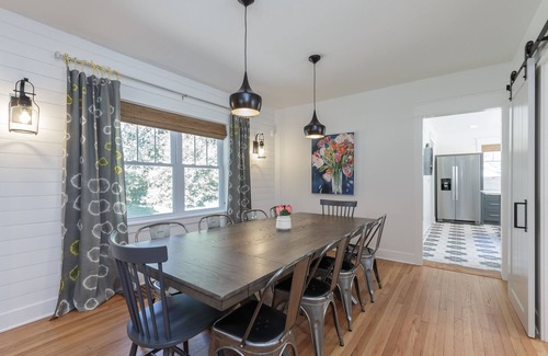 Northeast South Bend House | Fully remodeled 5 star 4 bedroom cottage. Short walk to Notre Dame & Eddy Street